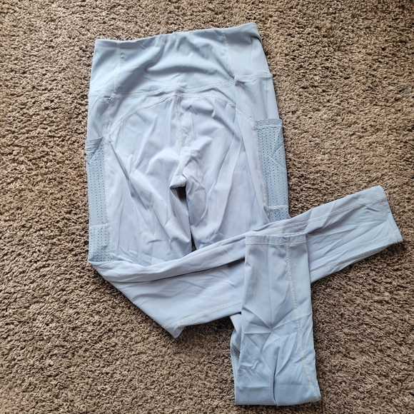 Light Blue Leggings with Pockets Womans Medium - Picture 1 of 8